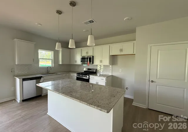 5th image of 1305 Bansal Dr, Charlotte, NC 28215 | MLS# 4360795