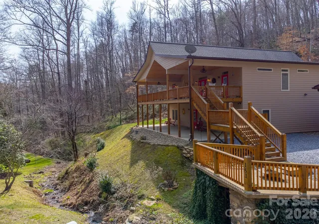 Homes for sale in Whittier, NC | 151 High Grove Pkwy, Whittier, NC 28789 | MLS# 4360821