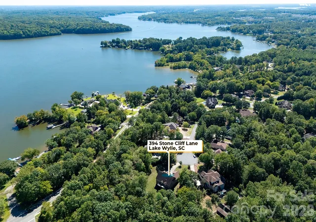 Photo 2 of Single family home for sale at 394 Stone Cliff Ln, Clover, SC 29710 | MLS# 4360878 | Listing updated on 2026-10-01