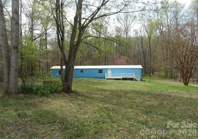 Photo 1 of Single family home for sale at 453 Riverview Ln, Lexington, NC 27292 | MLS# 4360894 | Listing updated on 2026-08-19