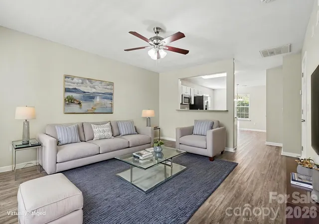 Photo 4 of Single family home for sale at 911 Valley Ridge Rd, Charlotte, NC 28214 | MLS# 4360939 | Listing updated on 2026-09-14