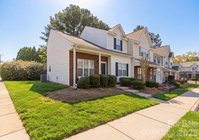 2nd image of 6475 Saint Bernard Wy, Charlotte, NC 28269 | MLS# 4360969