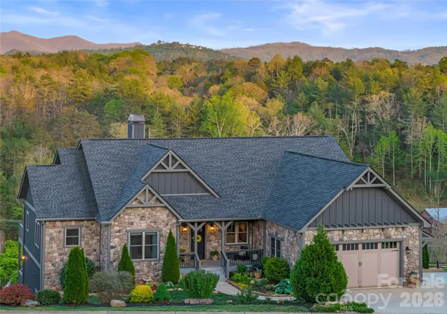 Photo 1 of Single family home for sale at 28 Gracie Ln, Weaverville, NC 28787 | MLS# 4361054 | Listing updated on 2026-08-05