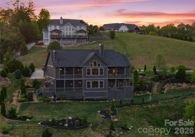 Photo 2 of Single family home for sale at 28 Gracie Ln, Weaverville, NC 28787 | MLS# 4361054 | Listing updated on 2026-08-05