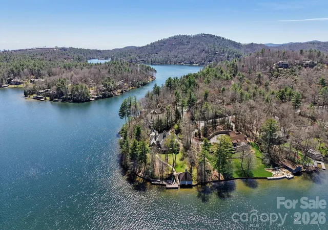 Photo 40 of Single family home for sale at 138 Indian Tr, Lake Toxaway, NC 28747 | MLS# 4361067 | Listing updated on 2026-08-01