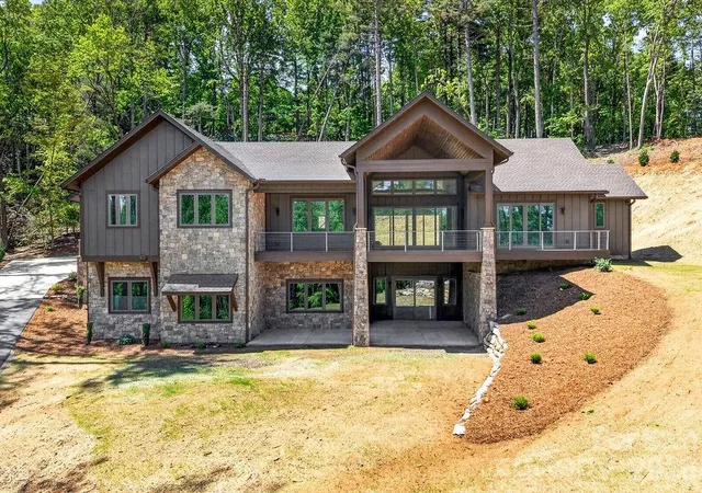 2nd image of 246 Northview Dr, Hendersonville, NC 28791 | MLS# 4361098