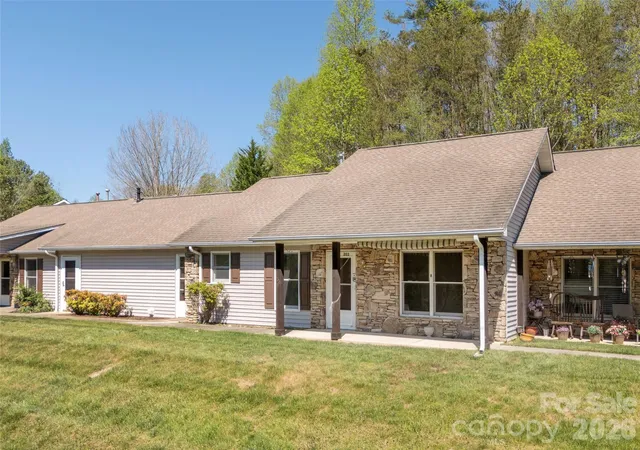 4th image of 203 Rocky Mountain Wy, Arden, NC 28704 | MLS# 4361121