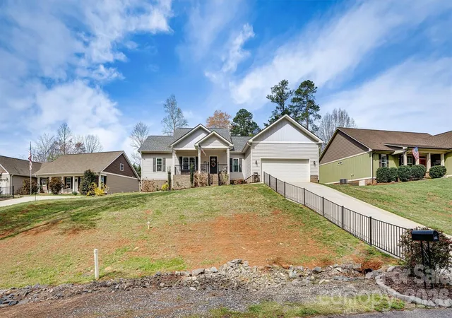 Homes for sale in Newton, NC | 1181 Kensington Cir, Newton, NC 28658 | MLS# 4361179