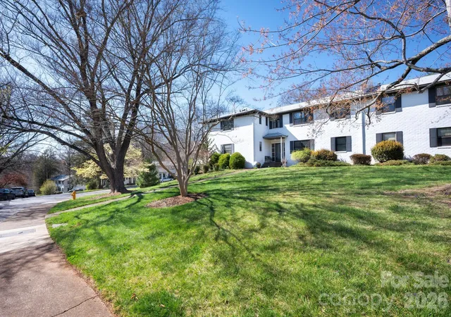 Homes for sale in Asheville, NC | 615 Biltmore Ave #T8, Asheville, NC 28803 | MLS# 4361183