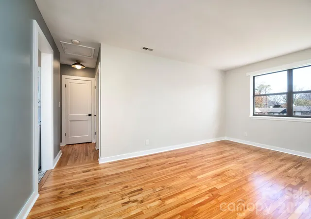 Homes for sale in Asheville, NC | 615 Biltmore Ave #T8, Asheville, NC 28803 | MLS# 4361183