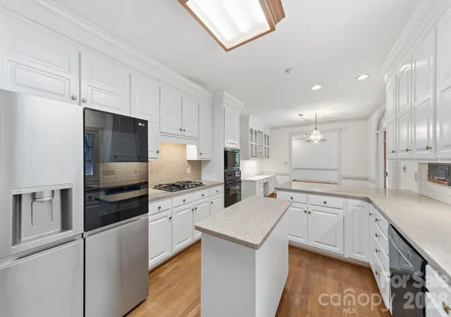 1st image of 5215 Silchester Ln, Charlotte, NC 28215 | MLS# 4361255
