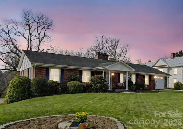 Photo 3 of Single family home for sale at 24 Church St, Weaverville, NC 28787 | MLS# 4361388 | Listing updated on 2026-09-15
