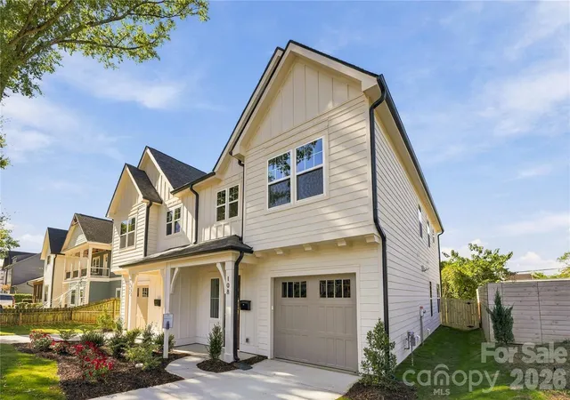 Listing Photo 4 - Condo for sale in building located at 108 S Gregg St, Charlotte, NC 28208