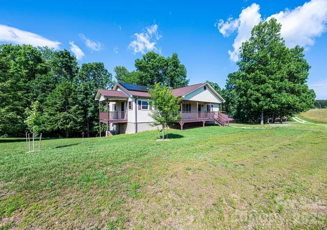 Homes for sale in Lenoir, NC | 3855 Angelic Wy, Lenoir, NC 28645 | MLS# 4361517