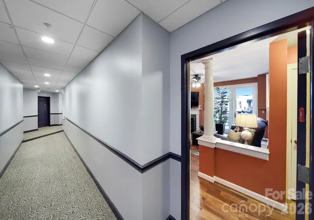5th image of 718 W Trade St #803, Charlotte, NC 28202 | MLS# 4361543