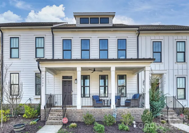 Photo 2 of Townhouse for sale at 10195 Rainier Trl Dr NW, Huntersville, NC 28078 | MLS# 4361559 | Listing updated on 2026-09-19