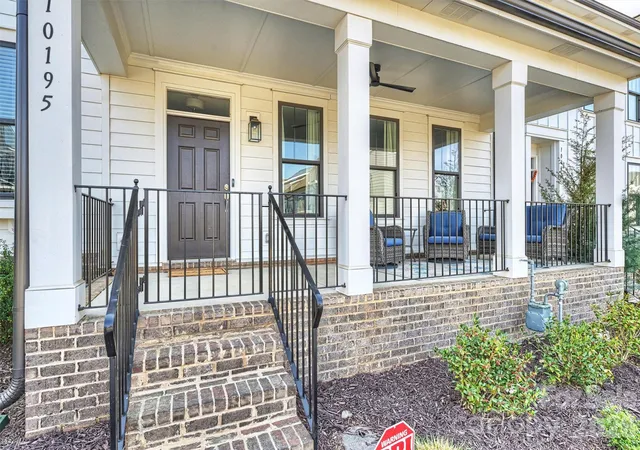 Photo 3 of Townhouse for sale at 10195 Rainier Trl Dr NW, Huntersville, NC 28078 | MLS# 4361559 | Listing updated on 2026-09-19