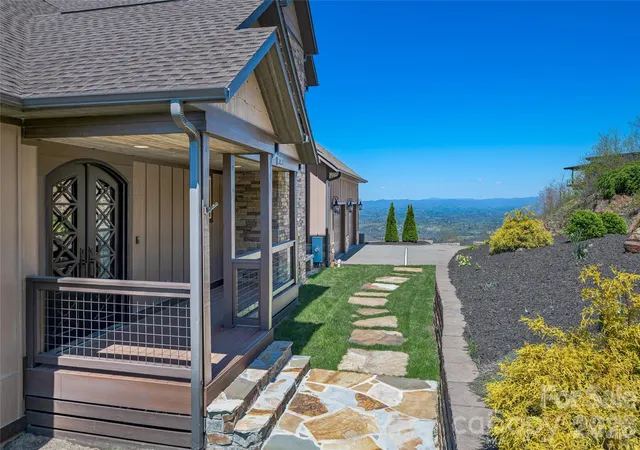 Photo 4 of Single family home for sale at 179 Serenity Ridge Trl, Asheville, NC 28804 | MLS# 4361567 | Listing updated on 2026-10-05