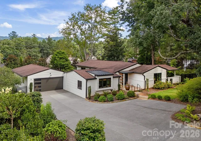 2nd image of 28 Forest Rd, Asheville, NC 28803 | MLS# 4361641