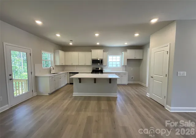 Photo 5 of Single family home for sale at 1558 Autumn Ln #118, York, SC 29745 | MLS# 4361665 | Listing updated on 2026-09-02