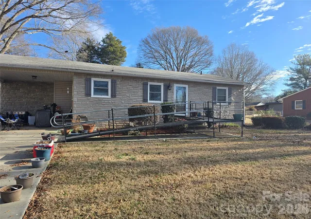 2nd image of 499 Raymond St, Mocksville, NC 27028 | MLS# 4361761