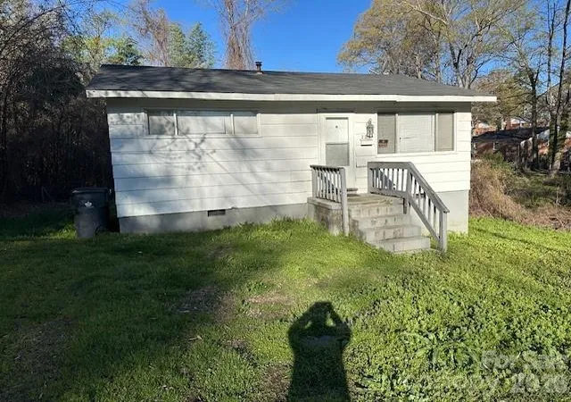Photo 1 of Single family home for sale at 2218 Wilson Ave, Charlotte, NC 28208 | MLS# 4361768 | Listing updated on 2026-06-26
