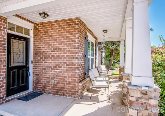 Photo 3 of Single family home for sale at 4160 Waterstone Pl Sw, Concord, NC 28027 | MLS# 4361787 | Listing updated on 2026-08-22
