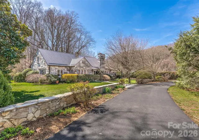 Photo 4 of Single family home for sale at 4125 State Hwy 197 S, Burnsville, NC 28714 | MLS# 4361798 | Listing updated on 2026-09-03