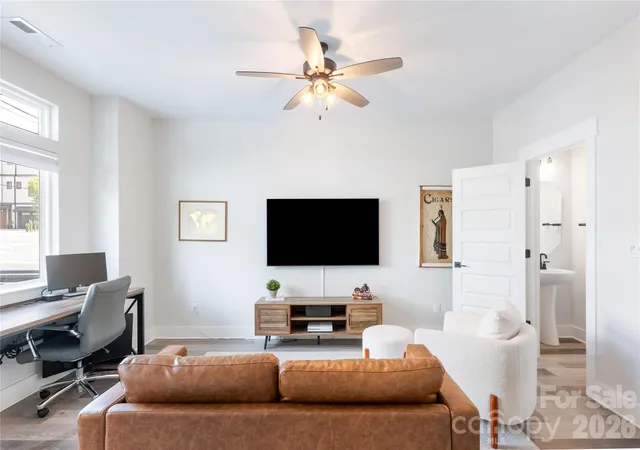 3rd image of 223 S Bruns Ave, Charlotte, NC 28208 | MLS# 4361920