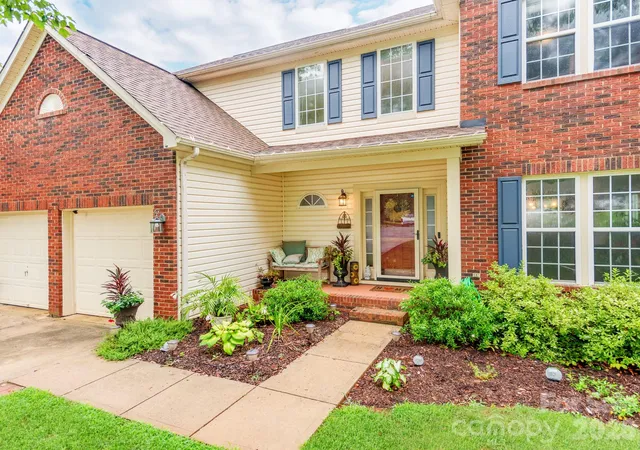 Photo 3 of Single family home for sale at 5999 Brookstone Dr Nw, Concord, NC 28027 | MLS# 4361965 | Listing updated on 2026-09-04