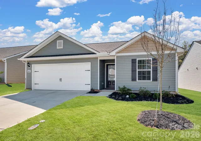 Photo 2 of Single family home for sale at 662 E Lamorak Pl, Richburg, SC 29729 | MLS# 4361997 | Listing updated on 2026-09-14