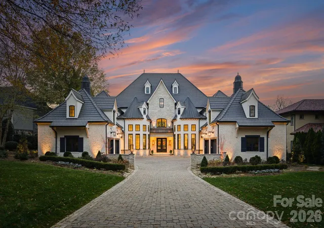 Photo 1 of Mansion for sale at 302 Oakmont Ln, Waxhaw, NC 28173 | MLS# 4362089 | Listing updated on 2026-07-08