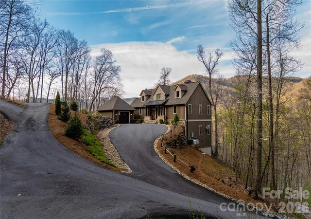 Photo 1 of Single family home for sale at 86 Indigo Bunting Ct, Tuckasegee, NC 28783 | MLS# 4362122 | Listing updated on 2026-04-15