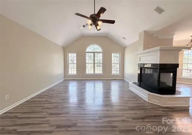 3rd image of 20224 Northport Dr, Cornelius, NC 28031 | MLS# 4362173