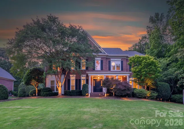 Homes for sale in Waxhaw, NC | 7810 Stonehaven Dr, Waxhaw, NC 28173 | MLS# 4362179