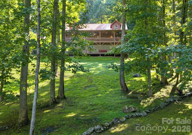 4th image of 420 Chimney Rock Dr, Weaverville, NC 28787 | MLS# 4362209