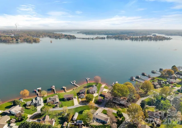 44th image of 8182 Mountain Shore Dr, Sherrills Ford, NC 28673 | MLS# 4362288