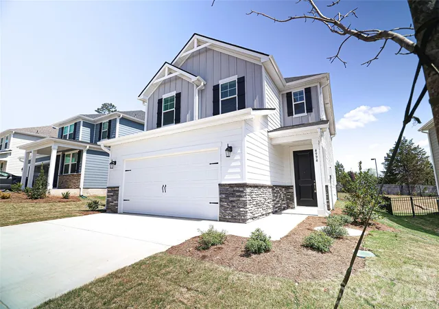 Homes for sale in Denver, NC | 4994 Twin River Dr, Denver, NC 28037 | MLS# 4362321