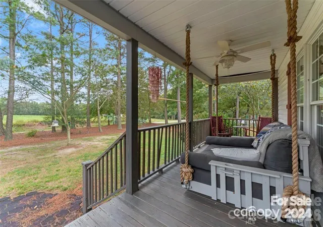 Homes for sale in Spring Hope, NC | 10560 Lake Royalle Rd, Spring Hope, NC 27882 | MLS# 4362347