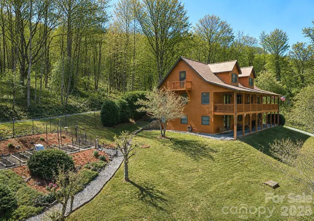 Photo 1 of Single family home for sale at 89 Stump Ln, Maggie Valley, NC 28751 | MLS# 4362363 | Listing updated on 2026-08-27