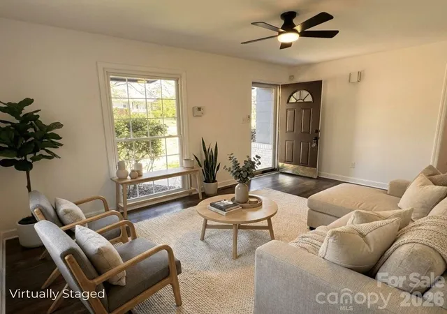 4th image of 1423 Chelveston Dr, Charlotte, NC 28208 | MLS# 4362432