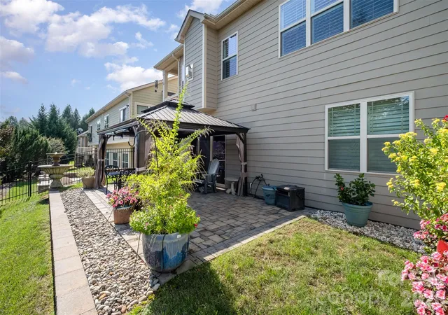2nd image of 131 Aztec Cir, Mooresville, NC 28117