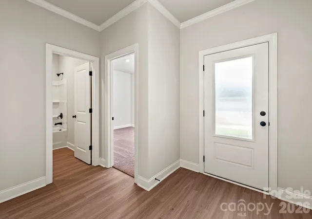 Photo 3 of Single family home for sale at 6721 Fairford Dr, Charlotte, NC 28215 | MLS# 4362453 | Listing updated on 2026-10-01