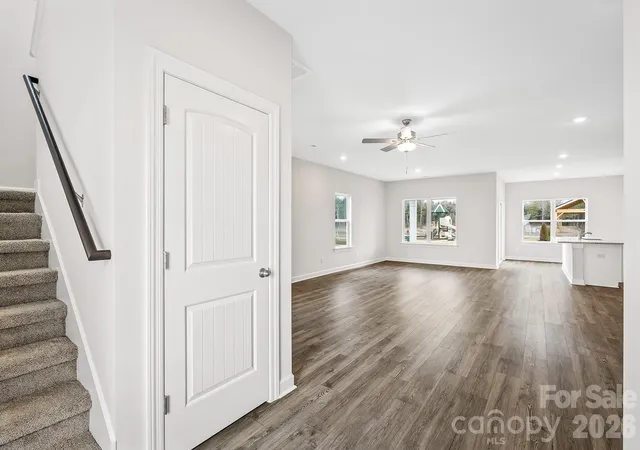 4th image of 6516 Fairford Dr, Charlotte, NC 28215 | MLS# 4362479