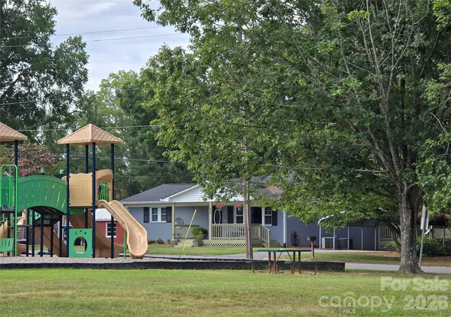 Photo 3 of Single family home for sale at 403 Stevens St, China Grove, NC 28023 | MLS# 4362503 | Listing updated on 2026-10-12