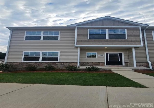 Photo 1 of Townhouse for sale at 1972 W Davidson Ave, Gastonia, NC 28052 | MLS# 4362523 | Listing updated on 2026-09-03