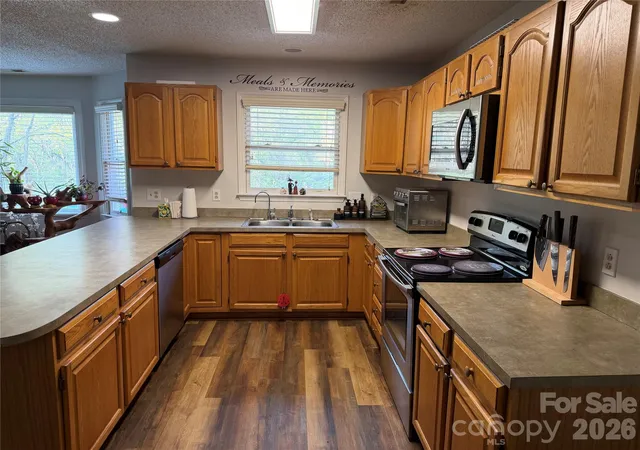 Homes for sale in Denver, NC | 7004 Forest Hills Dr, Denver, NC 28037 | MLS# 4362598