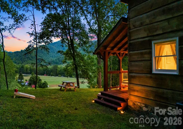 48th image of 114 Johns Creek Rd, Canton, NC 28716 | MLS# 4362839