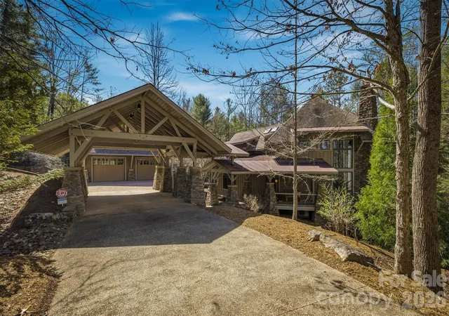 Photo 2 of Single family home for sale at 2007 Old Wildlife Clb Dr #4, Nebo, NC 28761 | MLS# 4362887 | Listing updated on 2026-09-29