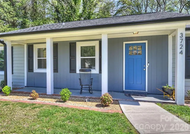 2nd image of 3724 Cobbleridge Dr, Charlotte, NC 28215 | MLS# 4362889
